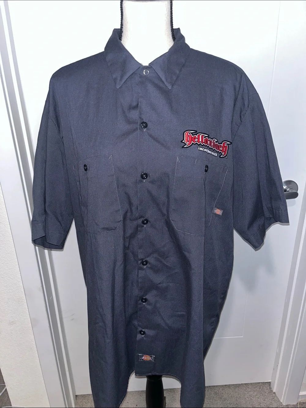 Hellanbach Incorporated Dickies Gray Button Closure Pockets Shirt Industrial